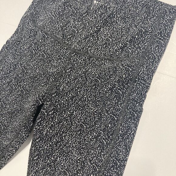 Athleta Black White Ultimate Stash Textured 7/8 Tight Leggings Pockets XS - Picture 3 of 12